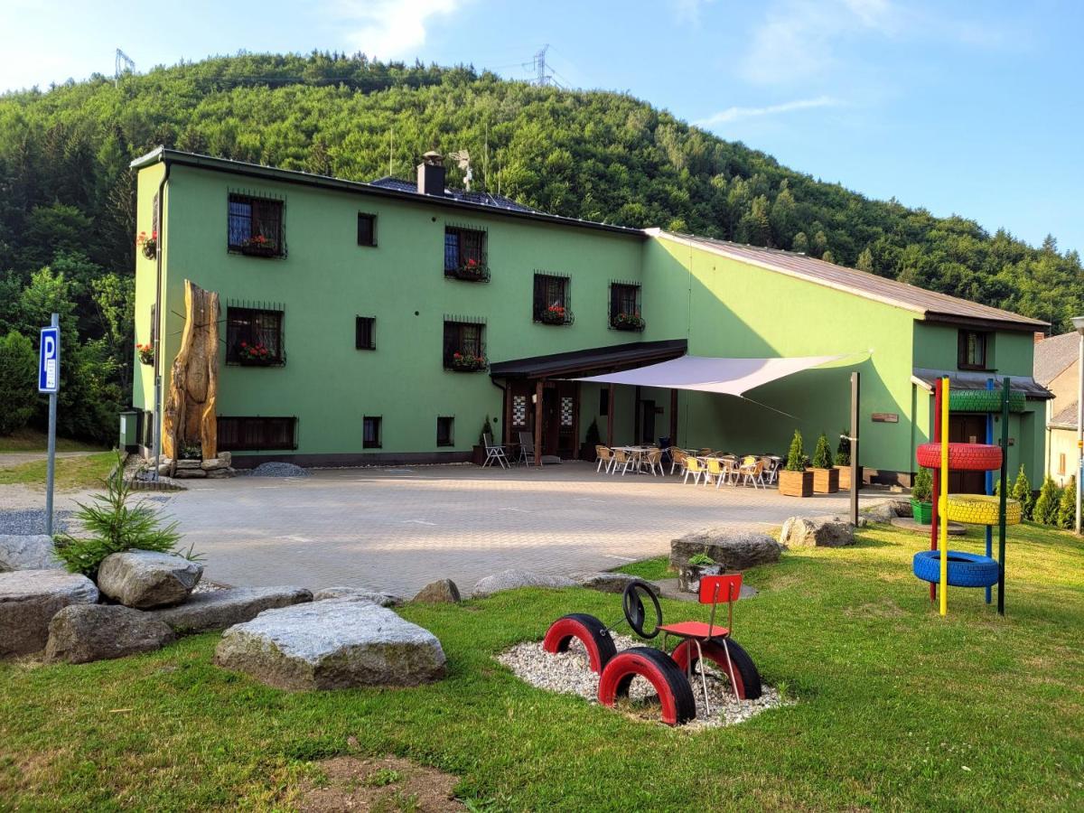 Apartmanovy Dum Pastak Loučná nad Desnou Dış mekan fotoğraf